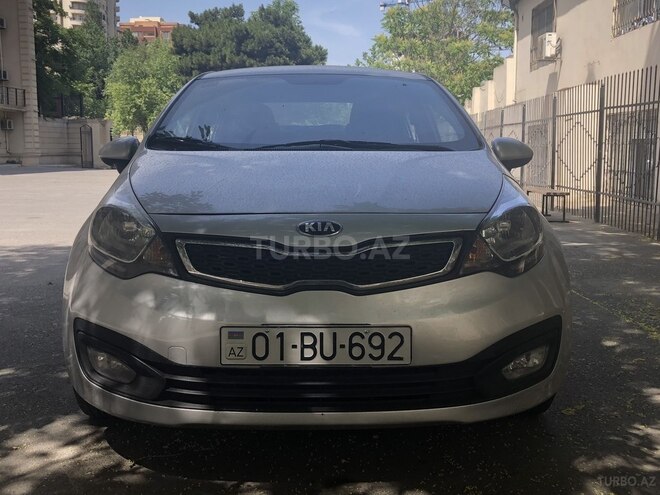 Kia Rio 2013, 140,000 km - 1.4 l - Bakı