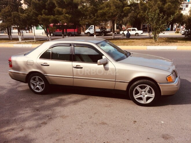 Mercedes C 180 1996, 320,000 km - 1.8 л - Sumqayıt