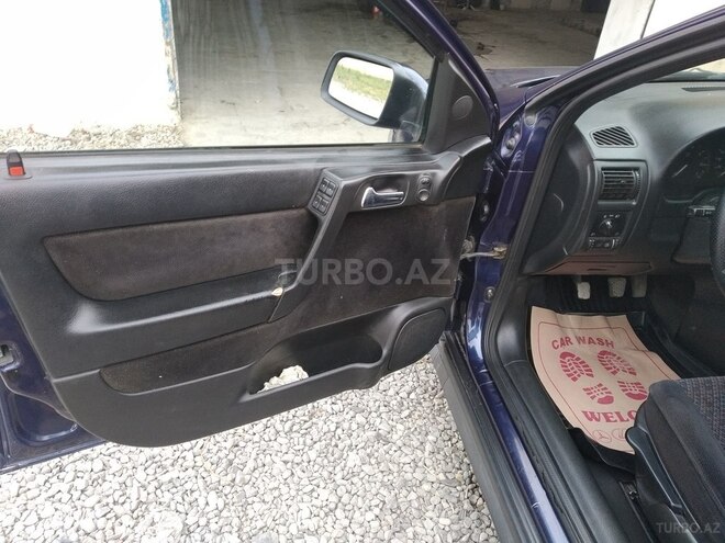 Opel Astra 1998, 442,000 km - 1.6 l - Zərdab