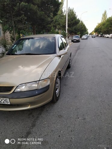 Opel Vectra 1998, 445,252 km - 1.6 л - Sumqayıt