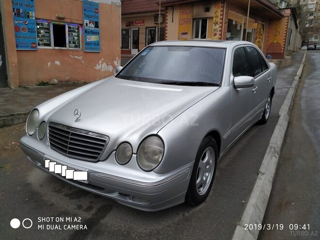 Mercedes E 240 2000, 315,000 km - 2.6 л - Bakı