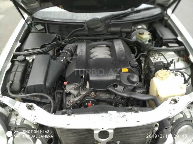 Mercedes E 240 2000, 315,000 km - 2.6 л - Bakı