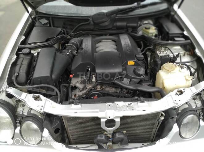 Mercedes E 240 2000, 315,000 km - 2.6 л - Bakı