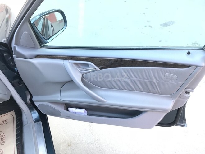 Mercedes E 240 2000, 250,000 km - 2.4 l - Sumqayıt