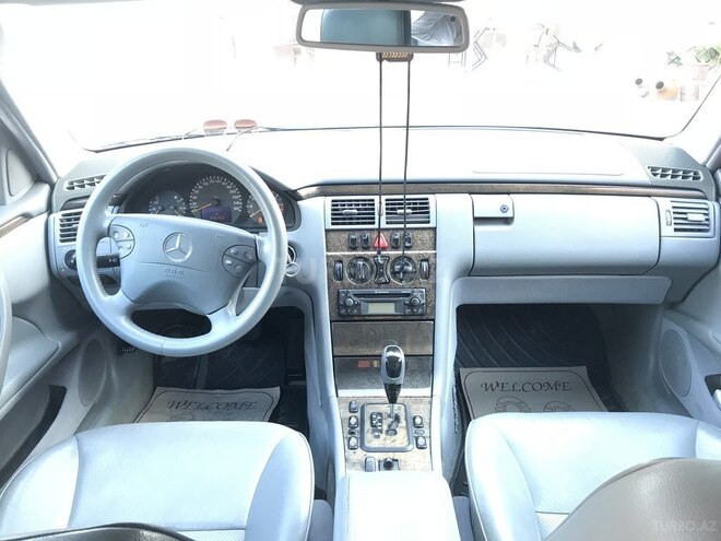 Mercedes E 240 2000, 250,000 km - 2.4 l - Sumqayıt
