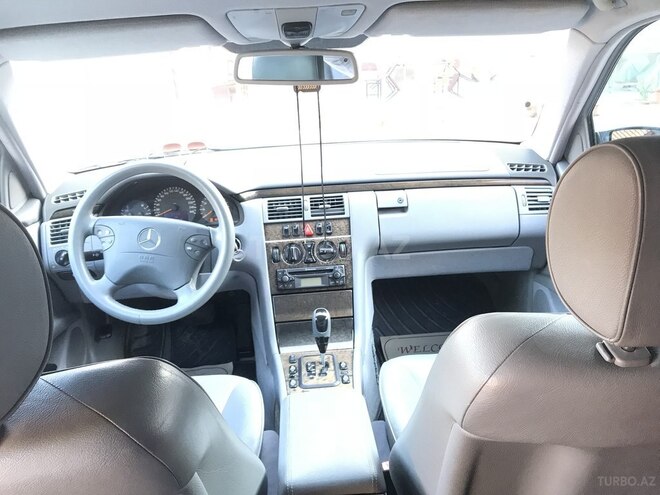 Mercedes E 240 2000, 250,000 km - 2.4 l - Sumqayıt