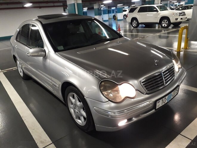 Mercedes C 200 2001, 267,000 km - 2.0 l - Bakı