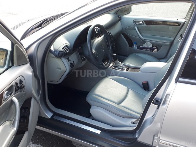 Mercedes C 200 2001, 267,000 km - 2.0 l - Bakı