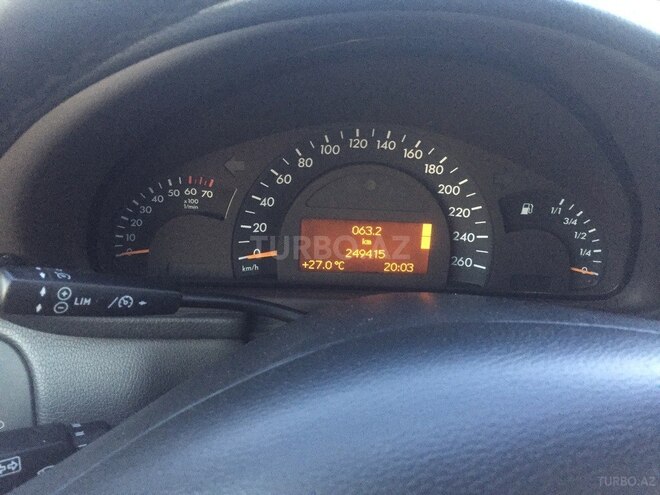 Mercedes C 200 2001, 249,000 km - 2.0 l - Bakı