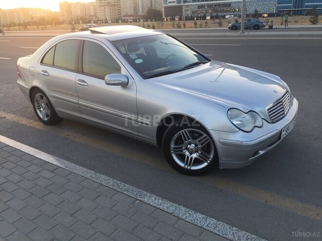 Mercedes C 200 2001, 249,000 km - 2.0 l - Bakı