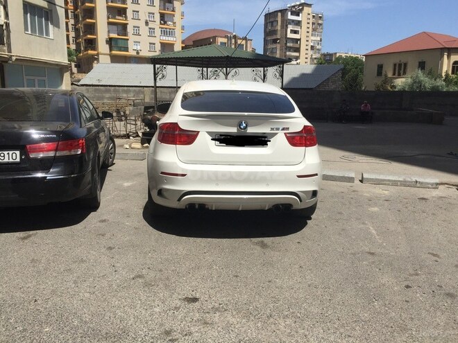 BMW X6 M 2011, 131,000 km - 4.4 l - Bakı