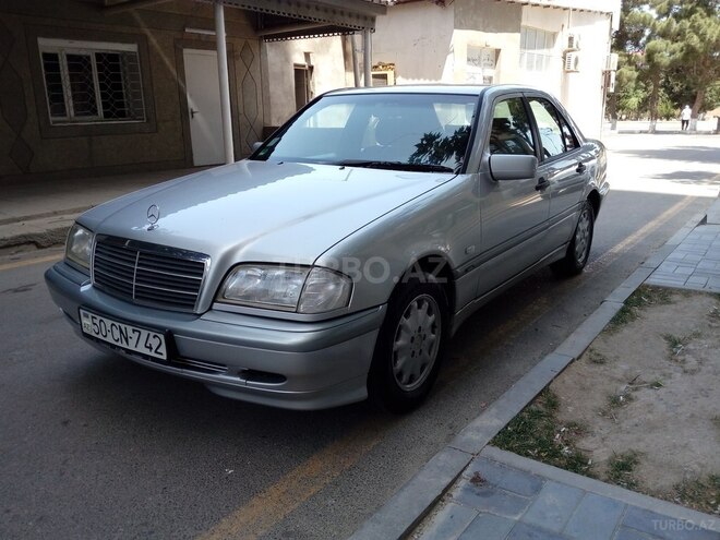 Mercedes C 200 1999, 268,000 km - 2.0 л - Sumqayıt