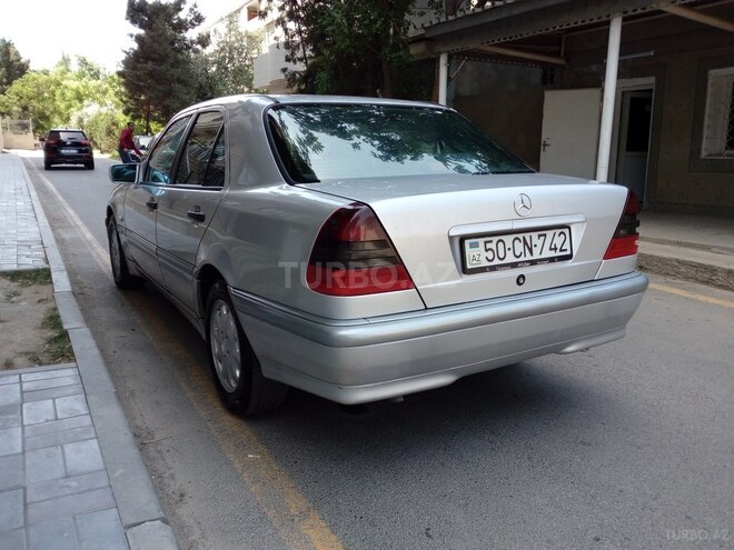 Mercedes C 200 1999, 268,000 km - 2.0 л - Sumqayıt