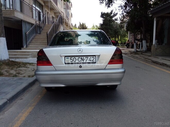 Mercedes C 200 1999, 268,000 km - 2.0 л - Sumqayıt