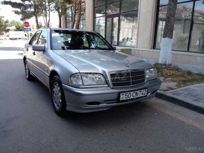 Mercedes C 200 1999, 268,000 km - 2.0 л - Sumqayıt