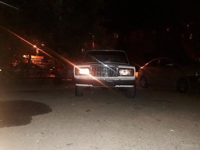 LADA (VAZ) 2107 1983, 656,000 km - 1.6 l - Bakı