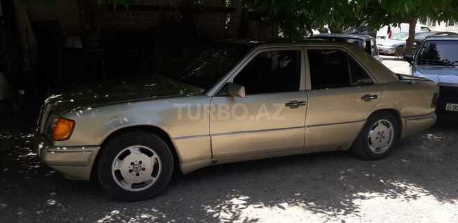 Mercedes E 250 1989, 540,000 km - 0.3 l - Bakı