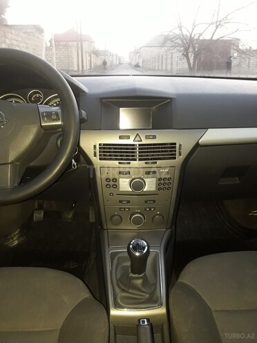 Opel Astra 2007, 215,632 km - 1.3 l - Samux