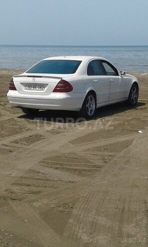 Mercedes E 220 2003, 358,000 km - 2.2 l - Bakı