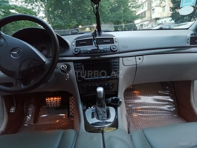 Mercedes E 320 2003, 230,000 km - 3.2 л - Bakı