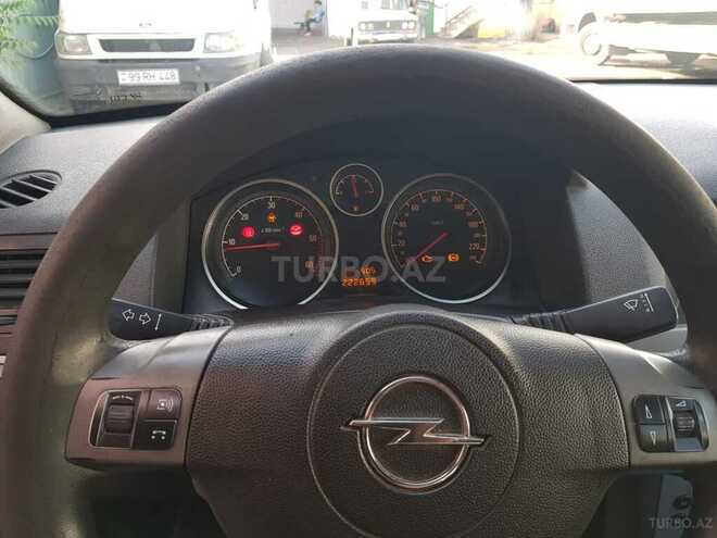 Opel Astra 2005, 222,000 km - 1.9 l - Bakı