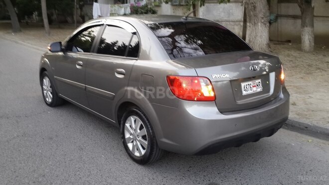 Kia Rio 2010, 75,000 km - 1.5 l - Bakı