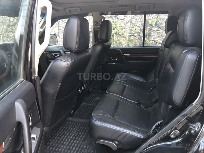 Mitsubishi Pajero 2008, 245,000 km - 3.0 l - Bakı