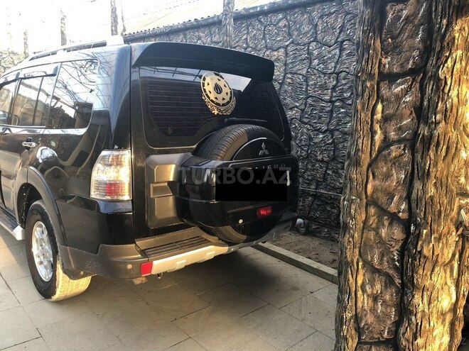Mitsubishi Pajero 2008, 245,000 km - 3.0 l - Bakı