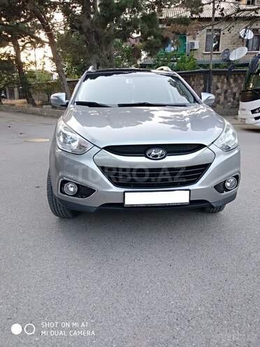 Hyundai ix35 2010, 127,000 km - 2.0 l - Bakı