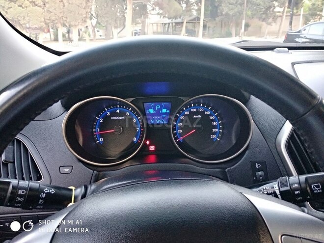 Hyundai ix35 2010, 127,000 km - 2.0 l - Bakı