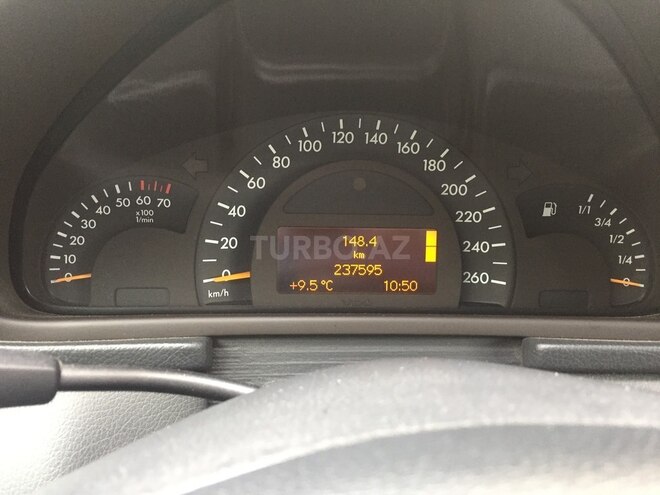 Mercedes C 180 2001, 237,000 km - 2.0 l - Bakı