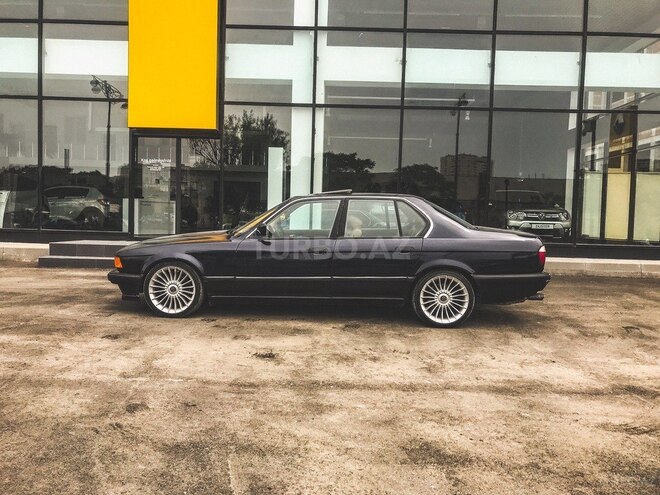 BMW 740 1993, 315,000 km - 4.0 l - Bakı