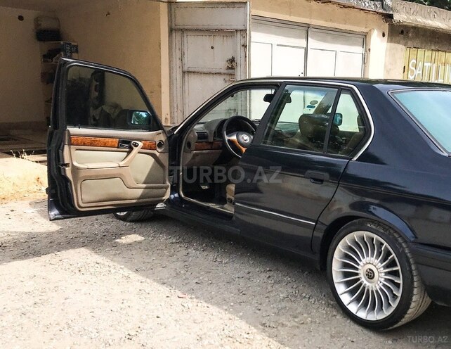 BMW 740 1993, 315,000 km - 4.0 l - Bakı