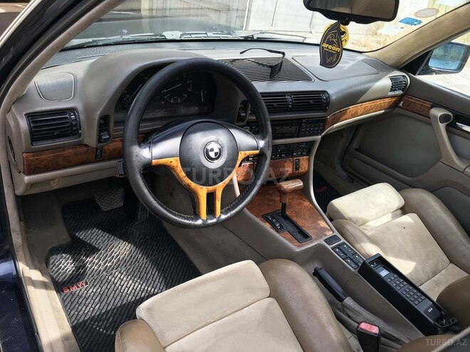 BMW 740 1993, 315,000 km - 4.0 l - Bakı