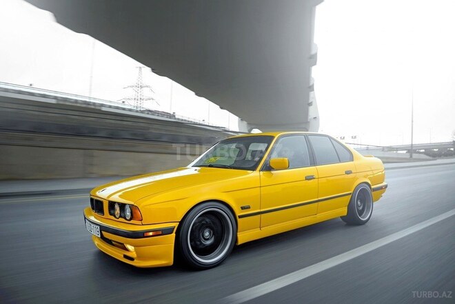 BMW 520 1994, 320,000 km - 2.0 l - Bakı