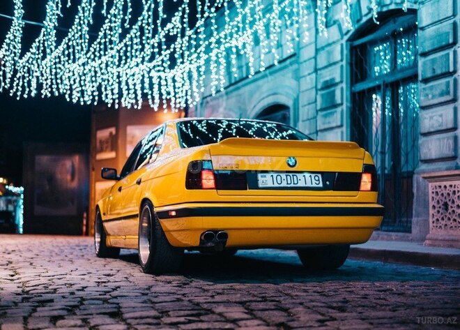BMW 520 1994, 320,000 km - 2.0 l - Bakı