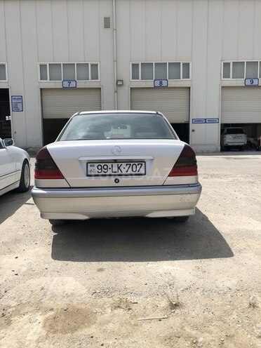 Mercedes C 180 1998, 300,000 km - 1.8 л - Bakı