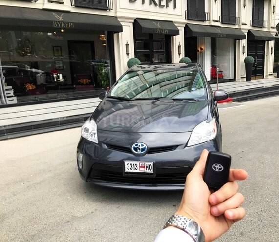 Toyota Prius 2013, 130,000 km - 1.8 l - Bakı