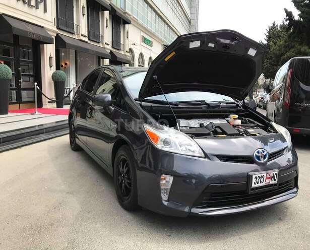 Toyota Prius 2013, 130,000 km - 1.8 l - Bakı