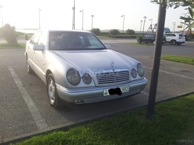 Mercedes E 290 1997, 320,000 km - 2.9 л - Bakı