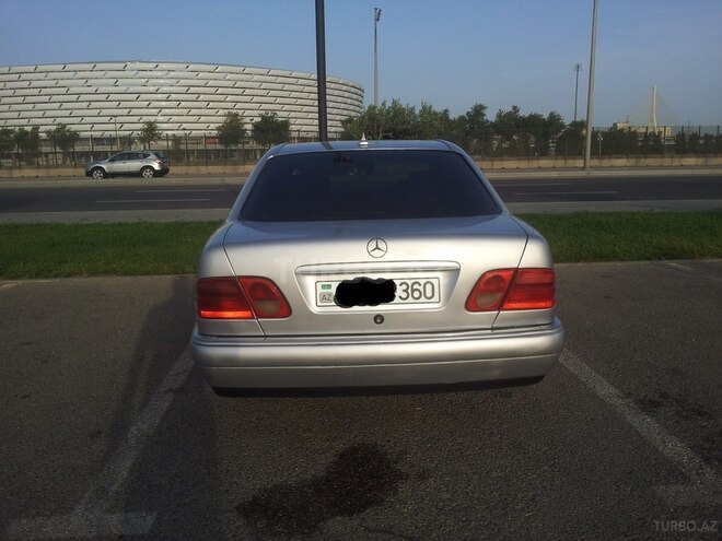Mercedes E 290 1997, 320,000 km - 2.9 л - Bakı