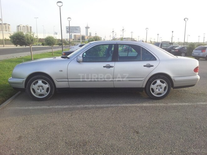 Mercedes E 290 1997, 320,000 km - 2.9 л - Bakı