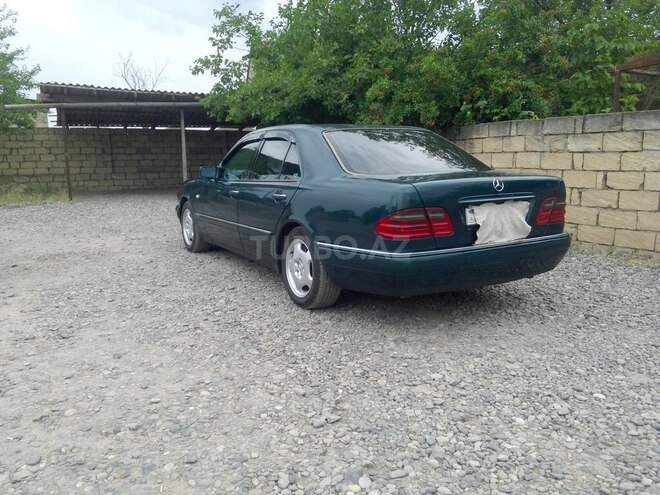 Mercedes E 200 1995, 370,340 km - 2.0 l - İmişli