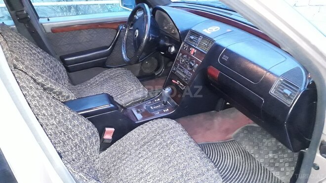 Mercedes C 180 1995, 365,321 km - 1.8 л - Sumqayıt