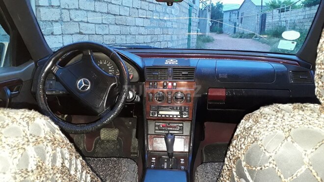 Mercedes C 180 1995, 365,321 km - 1.8 л - Sumqayıt