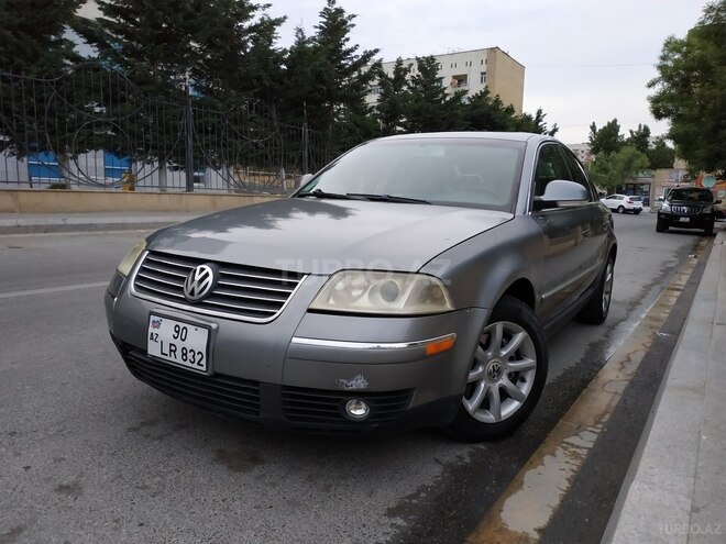 Volkswagen Passat 2004, 290,000 km - 1.8 l - Bakı