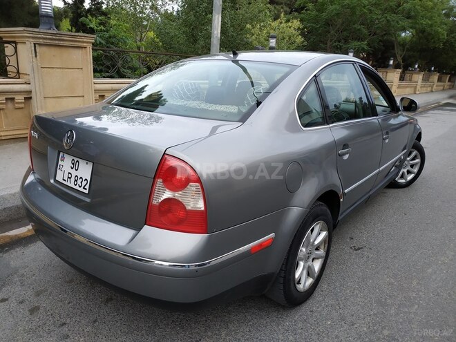 Volkswagen Passat 2004, 290,000 km - 1.8 l - Bakı