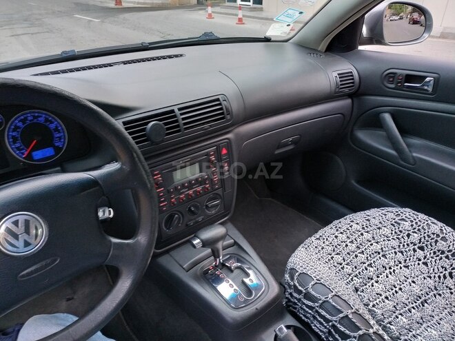 Volkswagen Passat 2004, 290,000 km - 1.8 l - Bakı