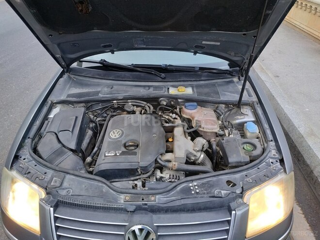 Volkswagen Passat 2004, 290,000 km - 1.8 l - Bakı