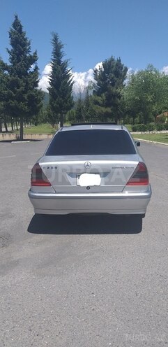 Mercedes C 230 2000, 140,000 km - 2.3 л - Balakən